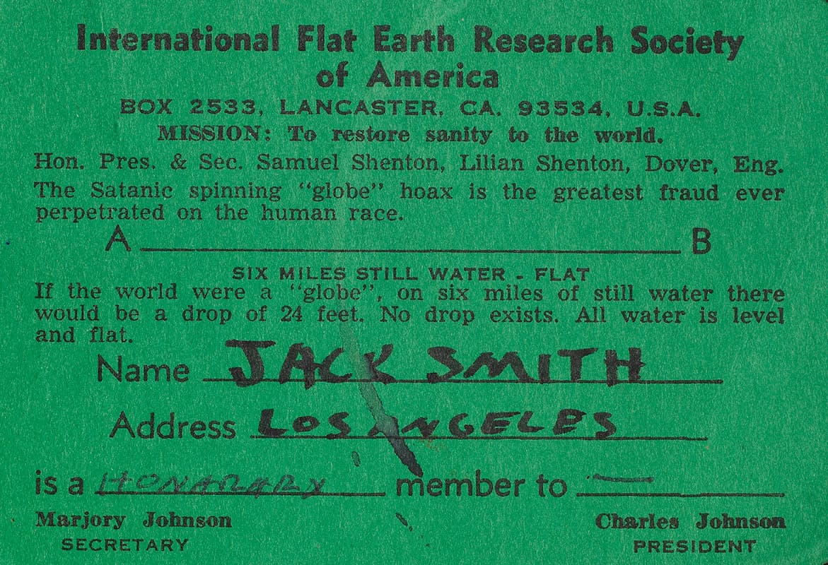 flat-earth-card.jpg