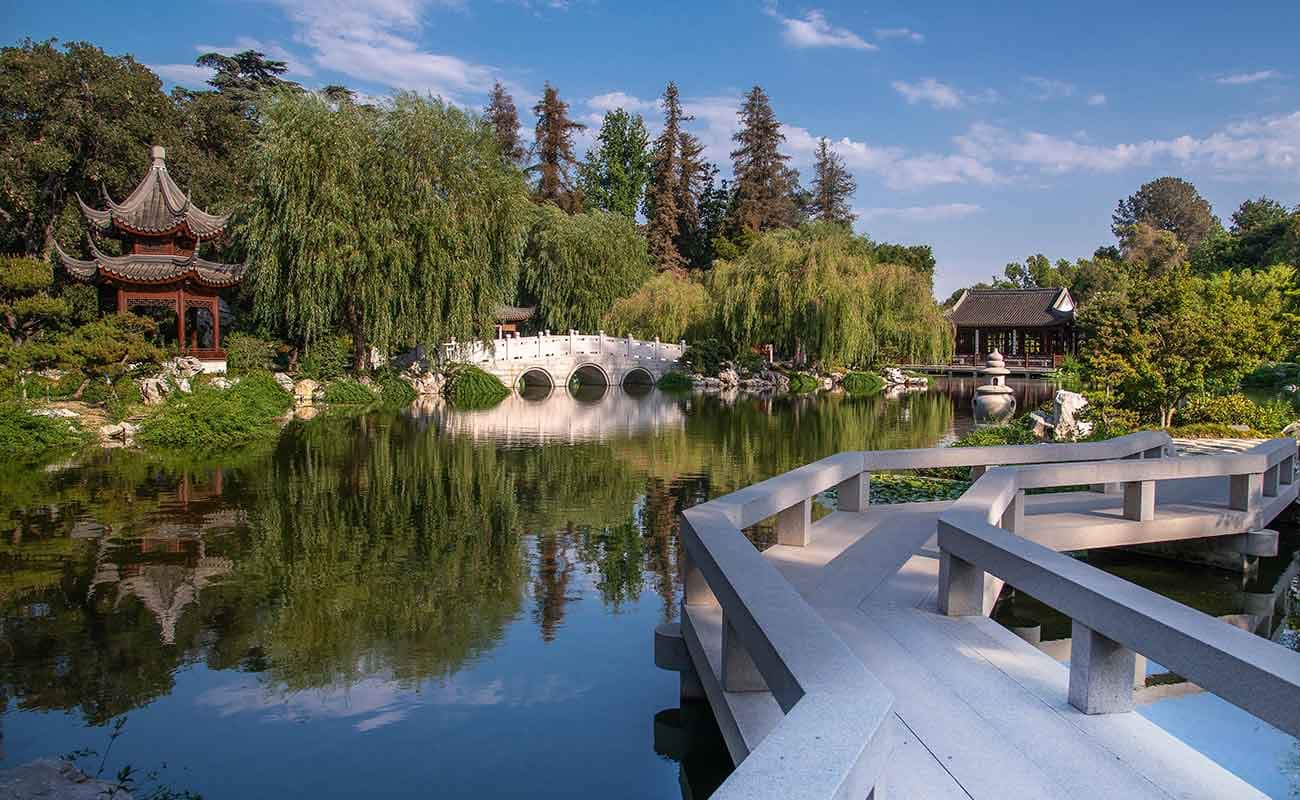 Lake of Reflected Fragrance