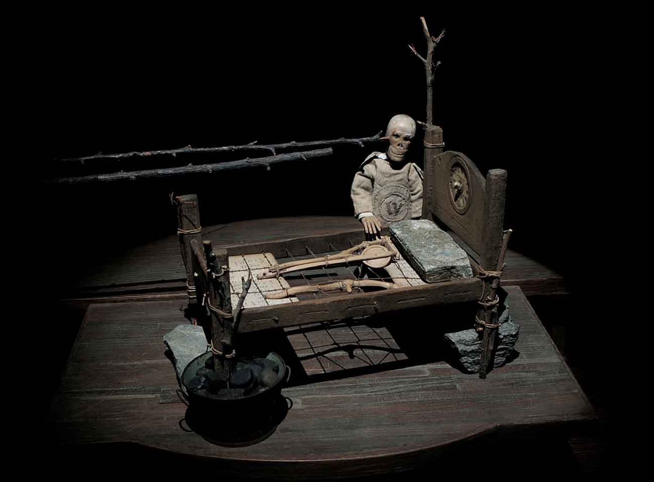 Pip and the Bed by John Frame
