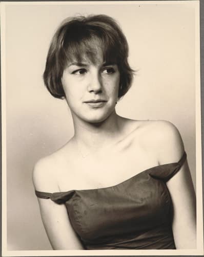 A young Eve Babitz. 