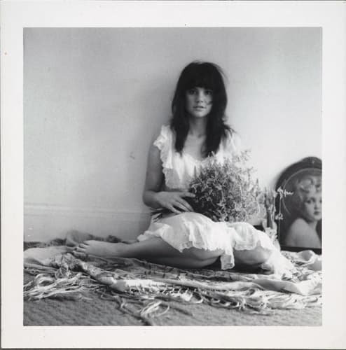 Linda Ronstadt. Photo by Eve Babitz.