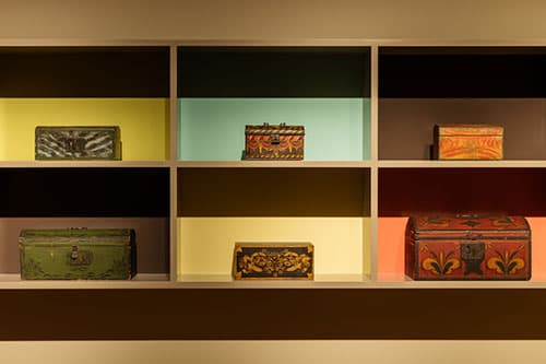 Installation view of “Becoming America: Highlights from the Jonathan and Karin Fielding Collection,” the inaugural exhibition in the Jonathan and Karin Fielding Wing of the Virginia Steele Scott Galleries of American Art at The Huntington. Photo by Fredrik Nilsen.