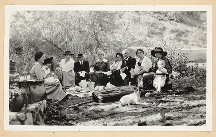 Ralph Arnold family photograph from 1918