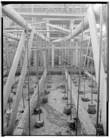 Long Beach Steam Station, Plant #3 - Looking into screen-well