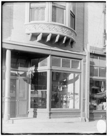 A close-up of the exterior of the Redlands Local Office