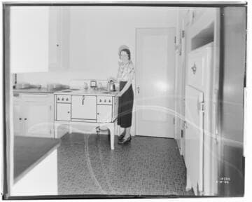 H2.3 - Home Kitchen - Whittier home