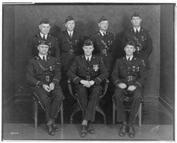 P1.1 - Group Portraits - American Legion