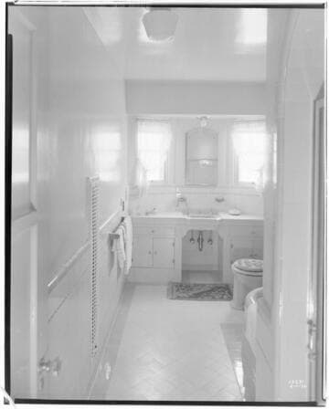 H2.4 - Home Bath - Electric Home