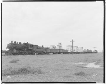 Magunden Switching Station - Wider shot of Southern Pacific, 2-6-2 steam Locomotive #1781