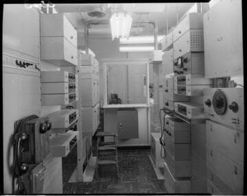 Communications machine room