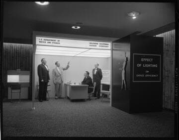 Display demonstrating Effects of Lighting on Office Efficiency