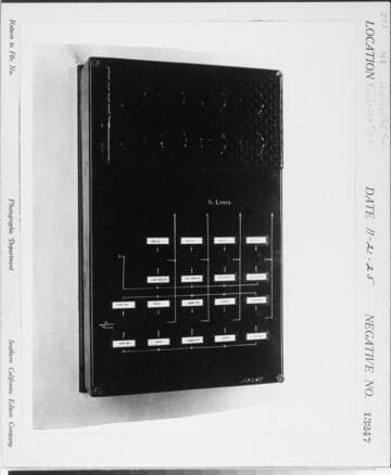 E1.1 - Electric Equipment misc. - 4 line Enclosed type