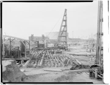 Long Beach Steam Station, Plant #3 - Excavation & driving piling