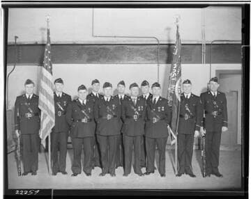 P1.1 - Group Portraits - Edison Post