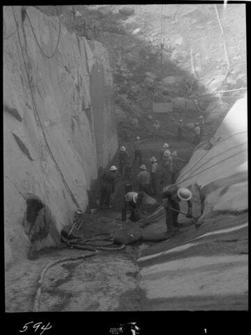 Big Creek - Mammoth Pool - Placing dental concrete in bottom of cutoff trench
