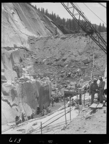 Big Creek - Mammoth Pool - Initial embankment placement of cutoff trench