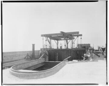 Long Beach Steam Station, Plant #3 - Forms for south stack appearing above roof