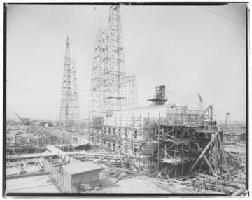 Long Beach Steam Station, Plant #3 - Control House and take-off towers