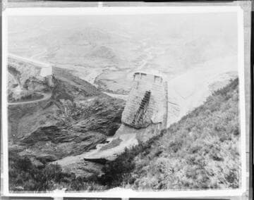 A1.6 - St. Francis Dam Disaster - Copy of "Times" Dam photo