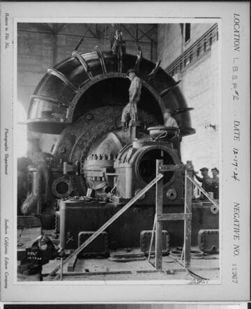 Long Beach Steam Station, Plant #2 - Installing #2 turbo