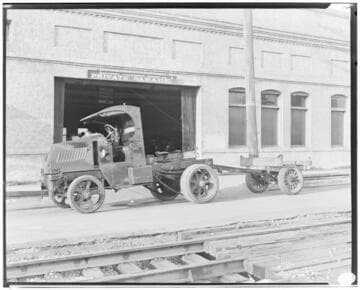 5 ton Mack Truck and Trailer