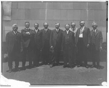 P1.1 - Group Portraits