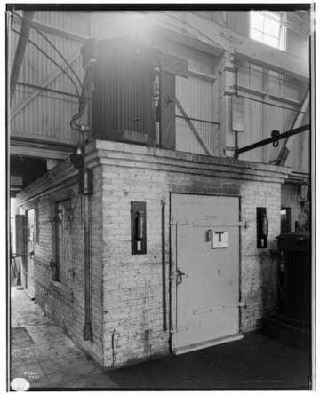 Miscellaneous Facilities - Los Angeles - Shop