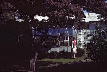 [Elizabeth Gordon and Parker family at Gordon residence]