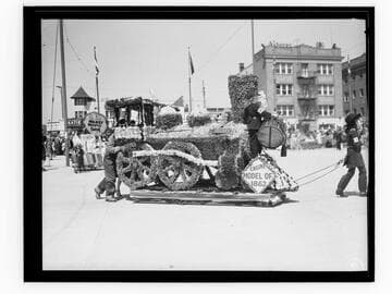 Engine model of 1862 train float in Ocean Park Baby Parade