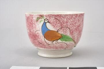 Bowl with peafowl decoration