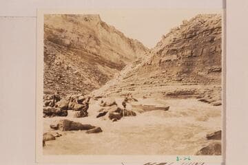 Lining at head of Soap Creek Rapid