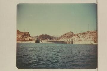 Hoover Dam with a filled lake behind it