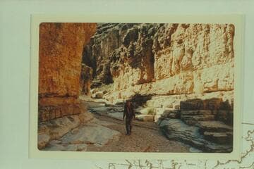 Narrow gorge in Redwall in Granite Park Canyon