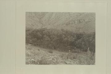 Ruins of stone house at Indian gardens