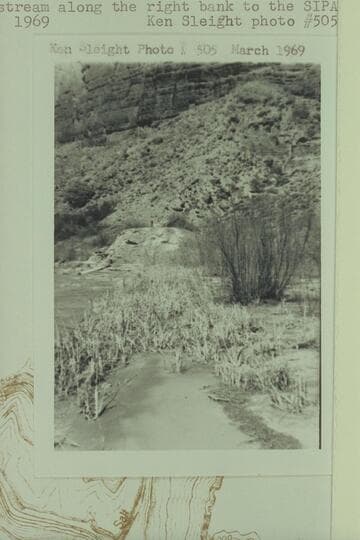 Downstream along the right bank to the Sipapu