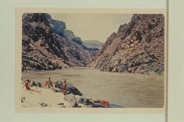 Downriver at rest stop of the floaters at Mile 234.1 left bank