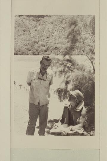 Chuck Richey talks it over with Dock Marston; Whitmore Wash