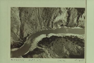 Kwagunt Rapid.  Approximate gauge:  5,700 cfs