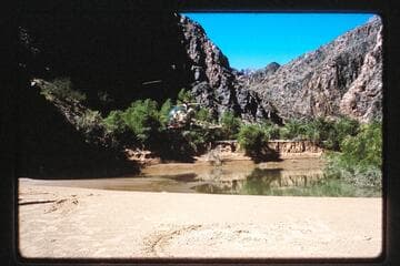 Chopper leaving mouth of Spencer Canyon