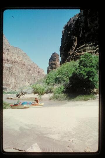 Lunch stop, left bank