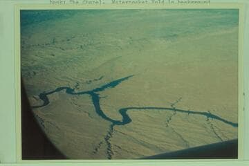 From Knowles Canyon about mile 120 (134.5) to Smith Fork and Forgotten Canyon; Hansen Creek and Crystal Springs Canyon; North Gulch and Moqui Canyon; Bullfrog and Hall Creek at right bank; The Chapel. Waterpocket Fold in background