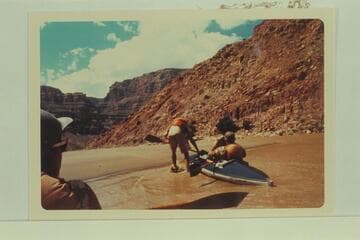 Beaching at head of Gypsum Rapid