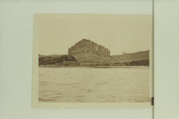 Buttes about Mile 50; Easton, Leeds, Wheeler cruise