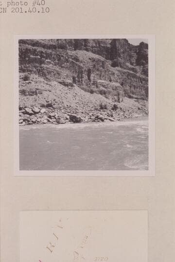 Down Rapid No. 25 from Mile 201.65