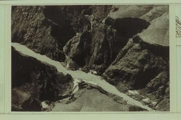 South to Gneiss Canyon Rapid