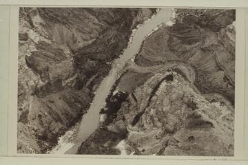 Vulcan Rapid.  Approximate gauge:  6550 cfs