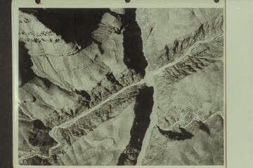 Stereoscopic air views of Separation Rapids photographed prior to the 1937 Carnegie-Caltech party's trip