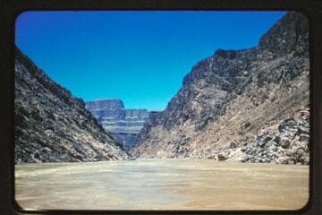 Approximately Mile 233 1/4.  Gauge between 35- and 40,000 cfs