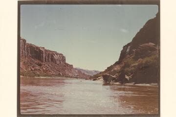 Taken at approximately Mile 95, just after the Rincon a few yards above Navajo Creek Canyon at Oil Seep Bar