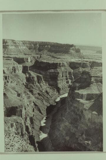 Upriver view from near foot of Toroweap Valley. Lookiing toward Big Point